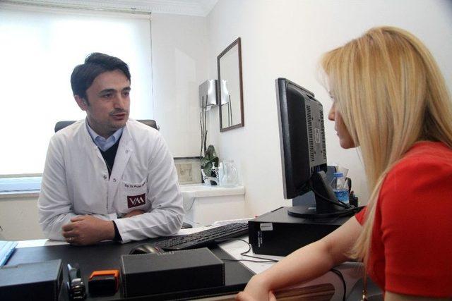 Daha Gen&ccedil; G&ouml;r&uuml;nmek İ&ccedil;in G&ouml;z &Ccedil;evresine Dikkat 1