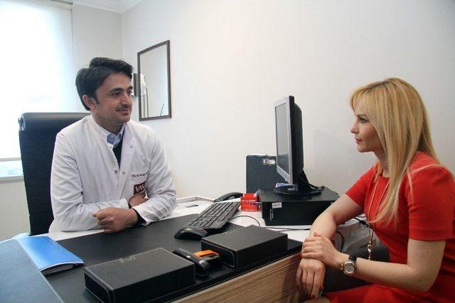 Daha Gen&ccedil; G&ouml;r&uuml;nmek İ&ccedil;in G&ouml;z &Ccedil;evresine Dikkat 2