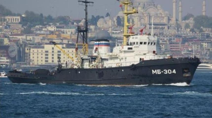 2 Rus Savaş Gemisi Boğazdan Ge&ccedil;ti