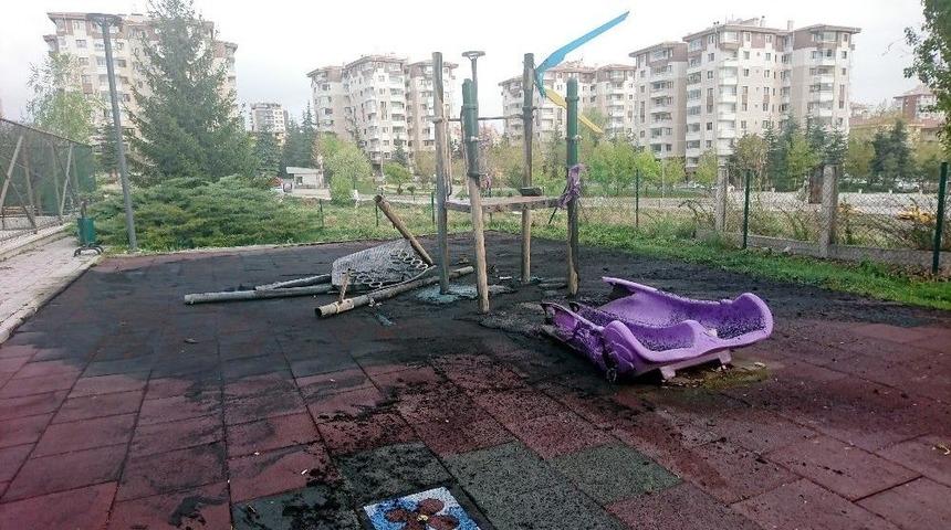 (&ouml;zel Haber) Vicdansızlar &Ccedil;ocukların Hayallerini Yaktılar