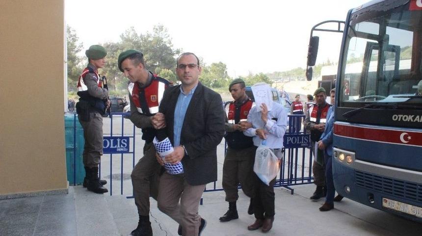 Denizli&rsquo;de 145 İş Adamının Fet&ouml;&rsquo;den Yargılandığı Dava Başladı