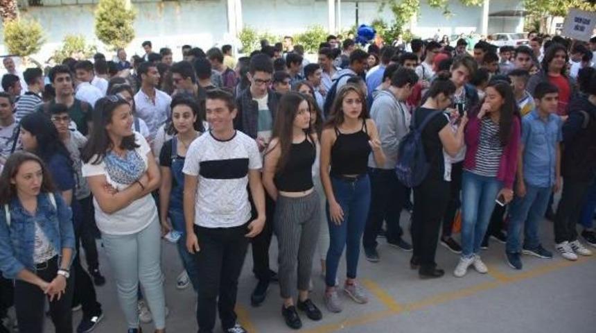 Turizmin Kınalı Kuzuları, Staj Bölgelerine Asker Gibi Uğurlandı