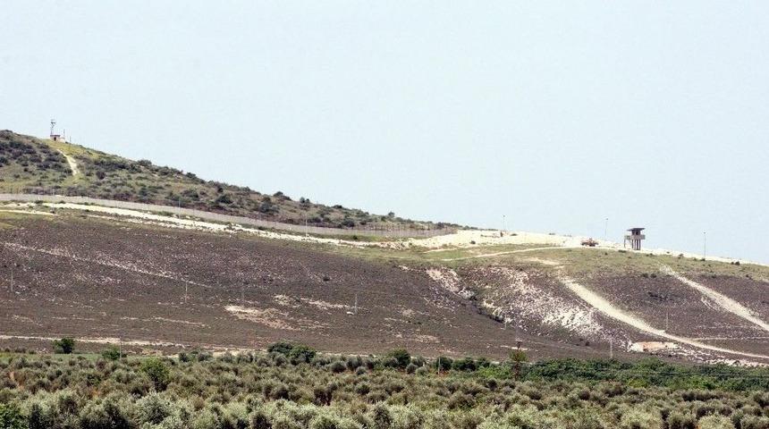 Suriye Sınır Hattında Duvar Yapımına Hız Verildi