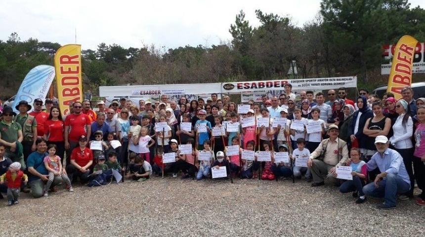 Musa&ouml;z&uuml; G&ouml;leti&rsquo;nde &Ccedil;ocuklarla Olta Balık&ccedil;ılığı Etkinliği