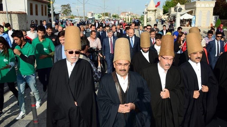 Konya, Hz. Mevlana Ve Ailesini 789. Kez Karşılamaya Hazırlanıyor