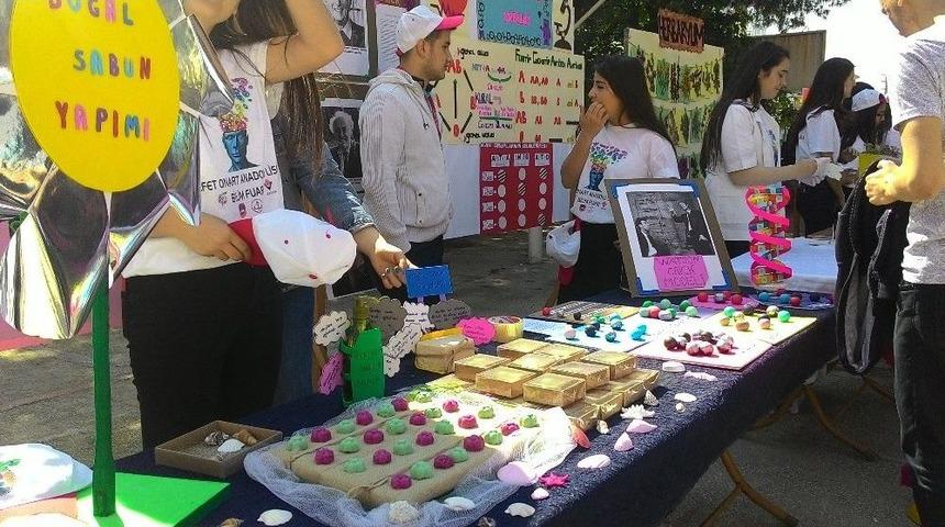 Liselilerden Bilim Fuarı