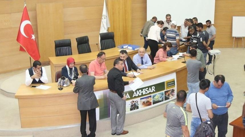 Akhisar&rsquo;da Ramazan Davulcuları İhaleyle Belirlendi