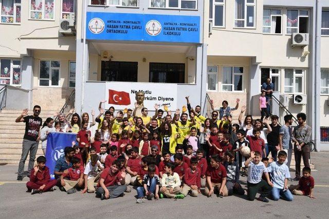 Konyaaltı Kent G&ouml;n&uuml;ll&uuml;leri&rsquo;nden Okullara Destek 1