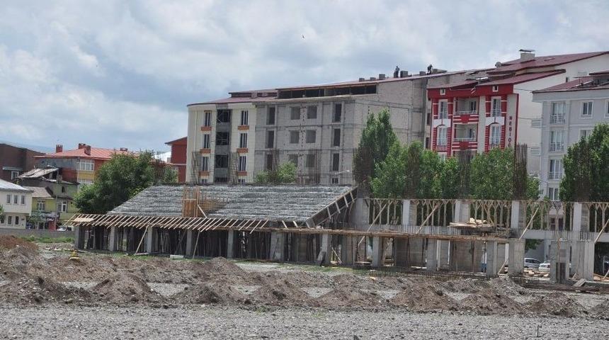 Kars Şehir Stadının Yapımı Yılan Hikayesine D&ouml;nd&uuml;