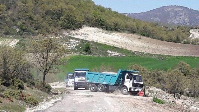 Büyükşehirden Kırkağaçta Hummalı Çalışma