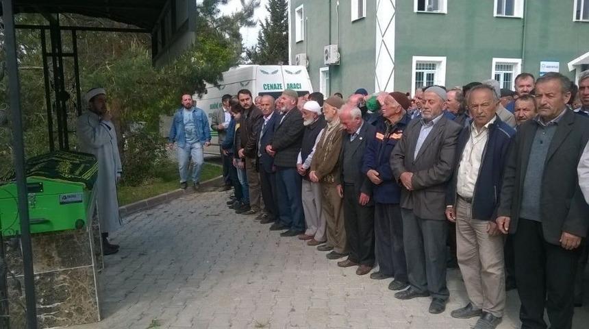Akp&rsquo;li Belediye Meclis &Uuml;yesi &Ouml;zdemir&rsquo;in Baba Acısı