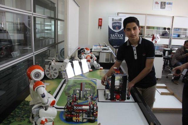 Abd’deki Robot Yarışmalarına Türk Öğrenciler Damga Vurdu