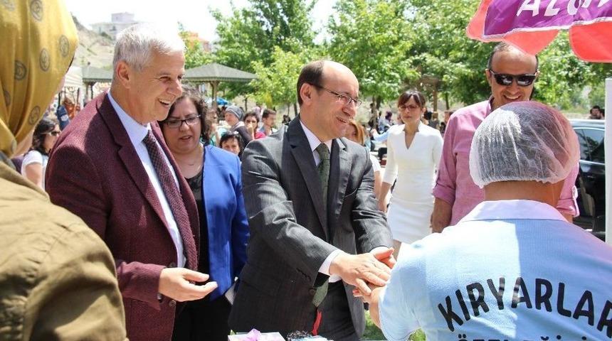 S&ouml;ke İşletme Fak&uuml;ltesinde Gen&ccedil;lik Festivali