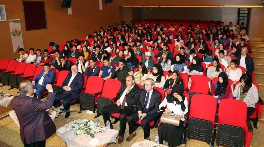 Yozgat’ta Bin Öğrenciye ’değerler Eğitimi’ Verildi