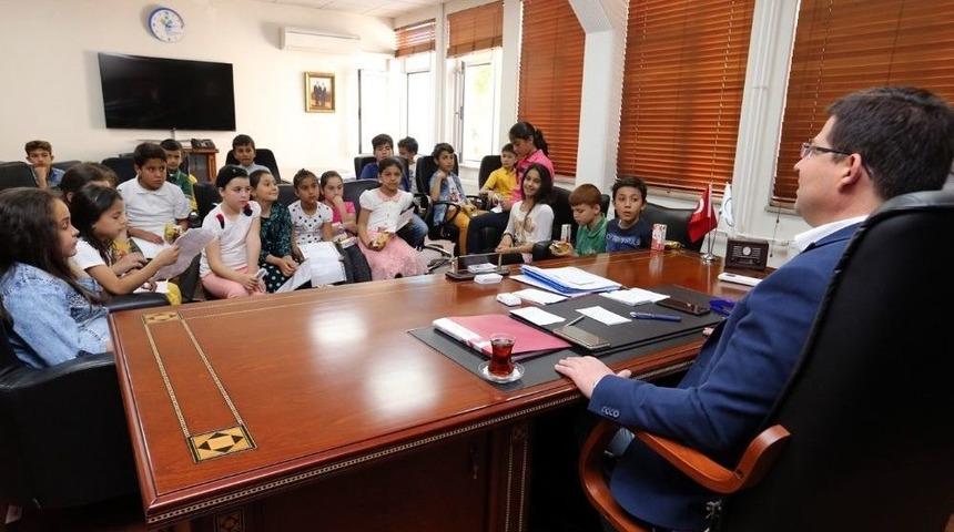 Öğrenciler’den ‘yerel Yönetimler’ Dersi