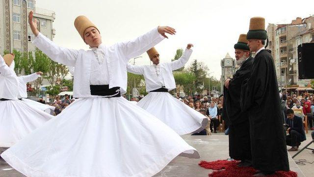 Hz. Mevlana Karaman’dan Temsili Olarak Konya’ya Uğurlandı