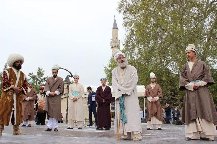 Hz. Mevlana Karaman’dan Temsili Olarak Konya’ya Uğurlandı G5
