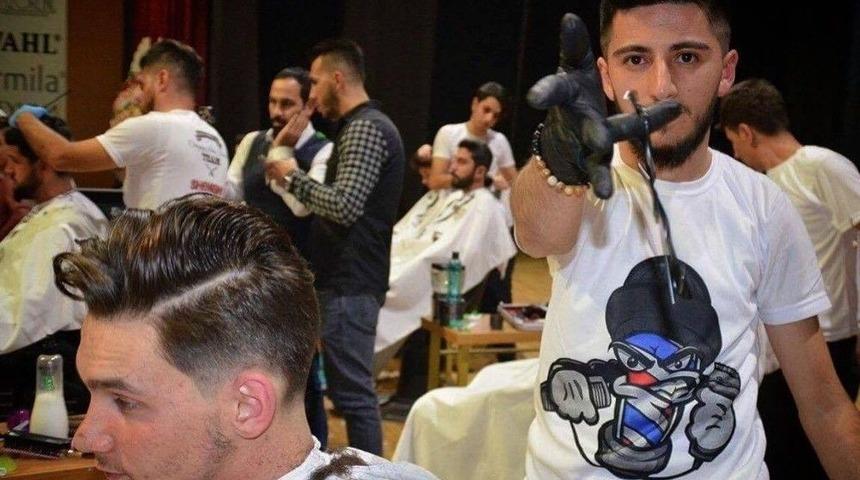 Polatlılı Kuaf&ouml;r Sezer Karayel, &rsquo;altın Makas&rsquo;a Aday