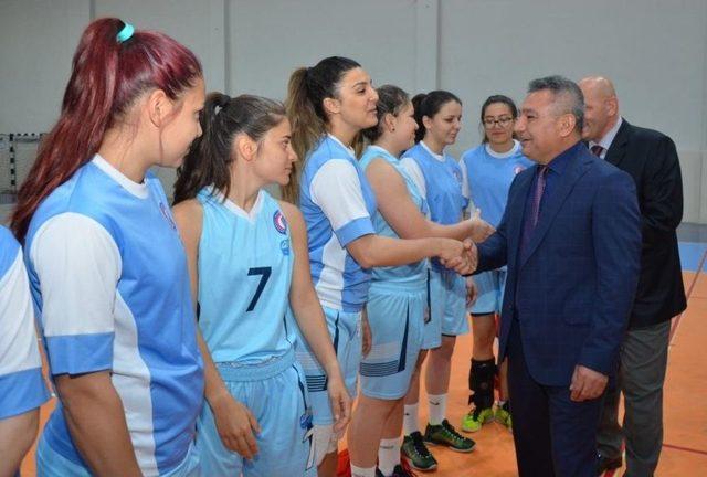 Trakya Üniversiteler Birliği Spor Müsabakaları Başladı