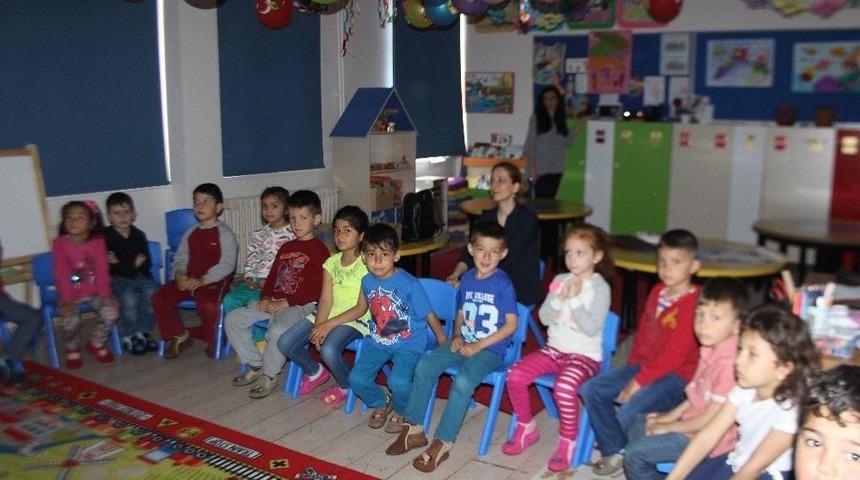 Osmaneli&rsquo;de Okul &Ouml;ncesi &Ouml;ğrencilerine Trafik Eğitimi Verildi