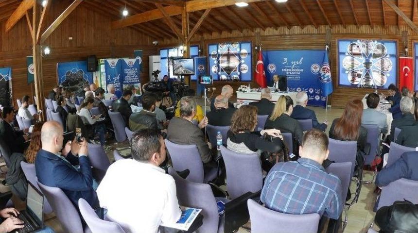 Başkan G&uuml;mr&uuml;k&ccedil;&uuml;oğlu, B&uuml;y&uuml;kşehir&rsquo;in 3. Yılını Değerlendirdi