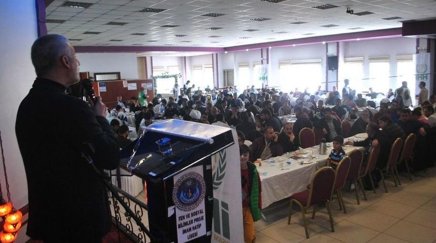 İhh&rsquo;dan &ldquo;yetimlerle Dayanışma G&uuml;nleri&rdquo; Etkinliği