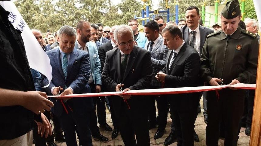 Şiir Yarışmasına Katılan Birecikli &Ouml;ğrenciler &Ouml;d&uuml;llerini Aldı