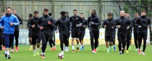 Gaziantepspor, Akhisar Maçına Hazırlanıyor