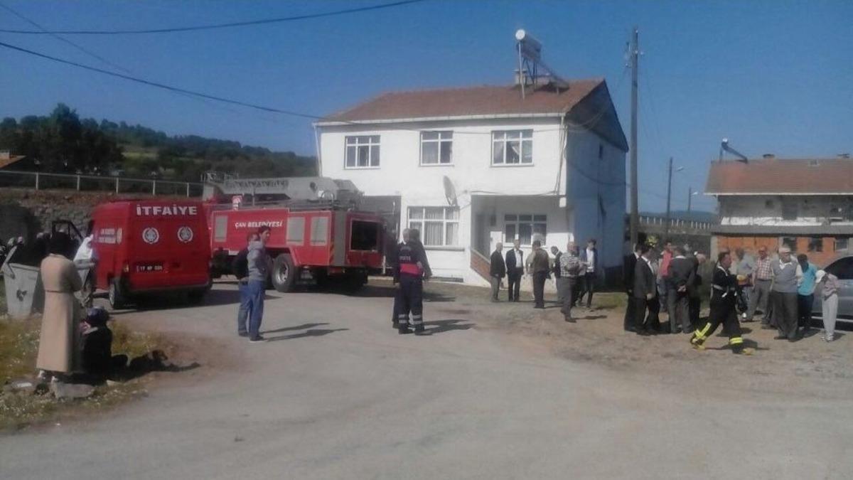 &Ccedil;an&rsquo;da Cenaze Evinde Yangın