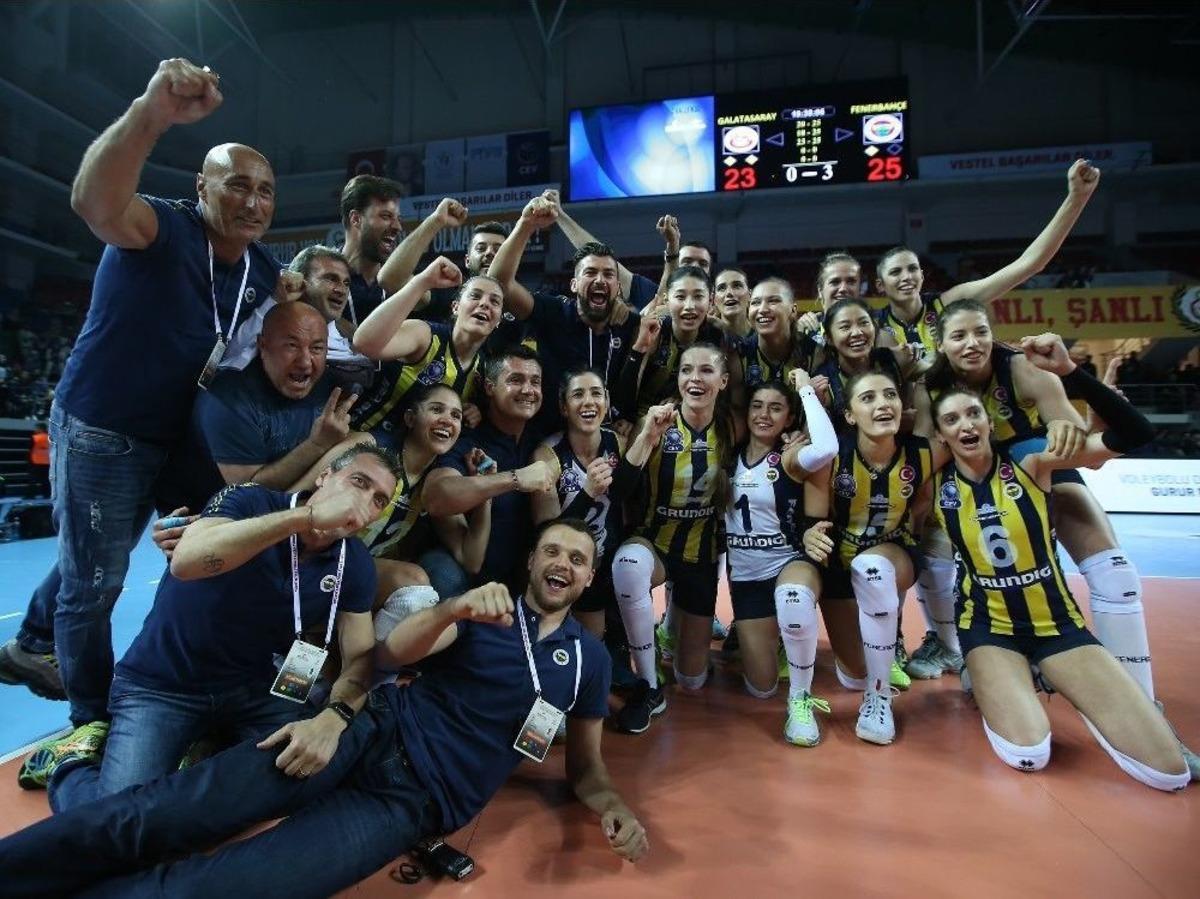 Vestel Ven&uuml;s Sultanlar Ligi Şampiyonu Fenerbah&ccedil;e