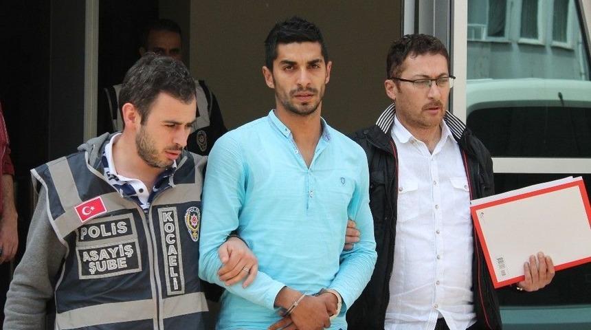 Sokak Ortasında Husumetlisini Vuran Şahıs Tutuklandı