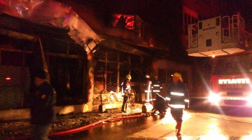 Başkent&rsquo;te Yangın Paniği