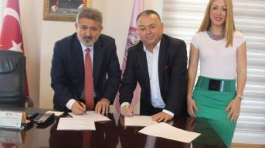 Aydın&rsquo;da Esnaf &Ccedil;ocuklarına İndirimli Eğitim İmkanı