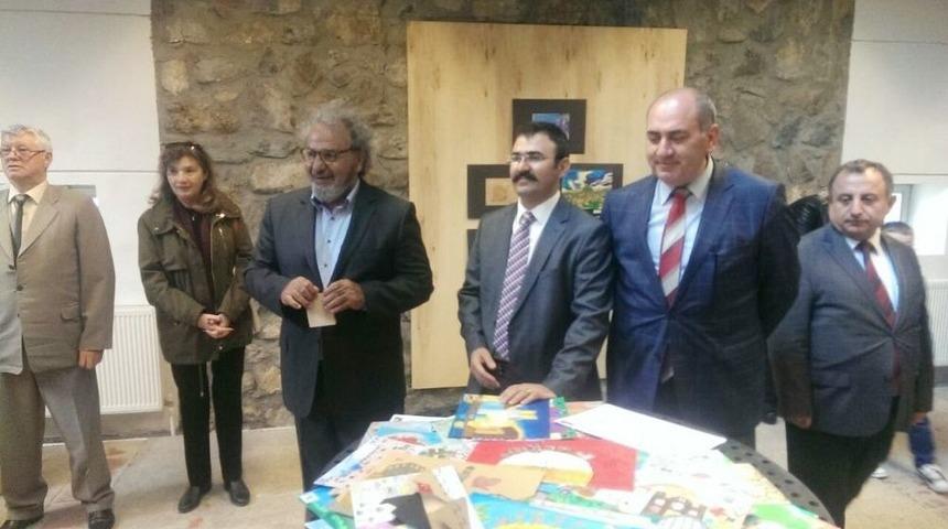 "şehirler Ve Kaleler" Mail Art Sergisi Baksı Müzesi’nde Açıldı