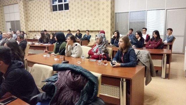 K&uuml;tahya İl Genel Meclisi, Lise &Ouml;ğrencilerini Ağırladı 1