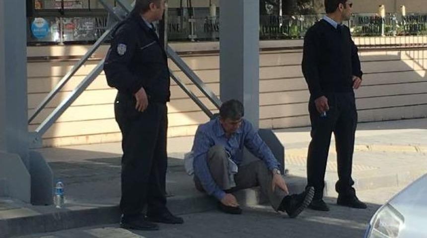 Firari Fet&ouml;'c&uuml; Eski Emniyet M&uuml;d&uuml;r&uuml; Bacağından Vurularak Yakalandı (2) - Yeniden