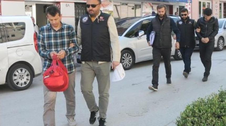 Eskişehir'de Fet&ouml; Ş&uuml;phelisi 2 Kişi Adliyede