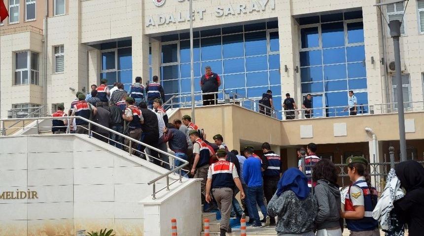 Mersin&rsquo;de Fuhuş &Ccedil;etesine Operasyon