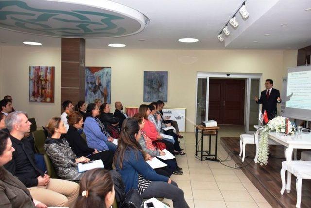 Belediye Personeline "resmi Yazışma Kuralları Ve Standart Dosya Planı" Eğitimi 2