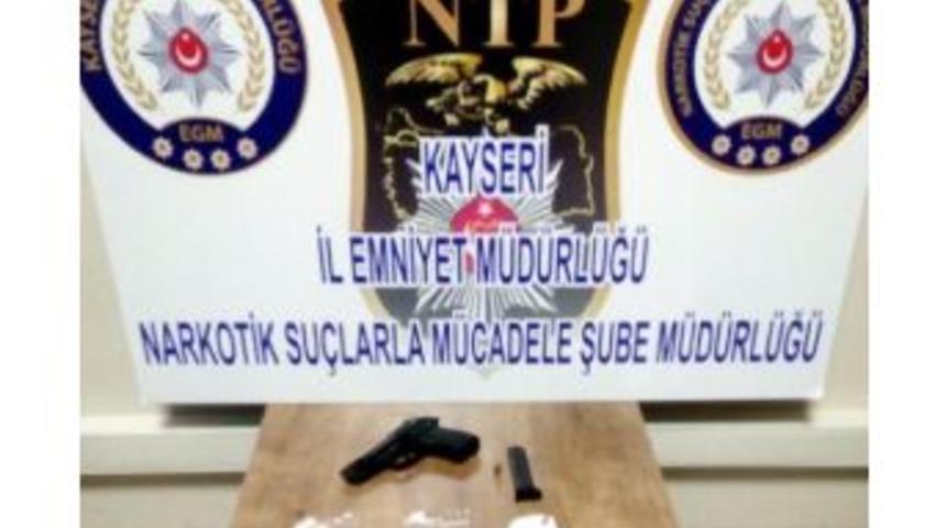 Kayseri'de Uyuşturucu Ticaretine 6 G&ouml;zaltı