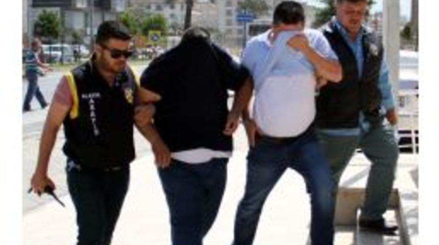 &Ccedil;ek-senet Dolandırıcıları Tutuklandı