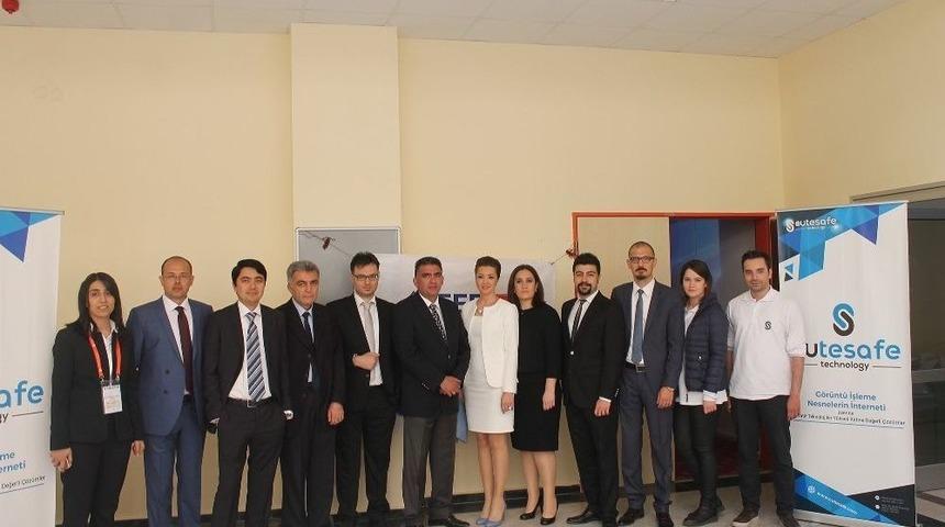 Elektrik Ve Elektronik M&uuml;hendisleri Kul&uuml;b&uuml; Cs Drone Ve Cs Fizyo Tanıttı