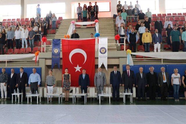 Toros &Uuml;niversitesi&rsquo;nde Bahar Şenlikleri Renkli Başladı 1