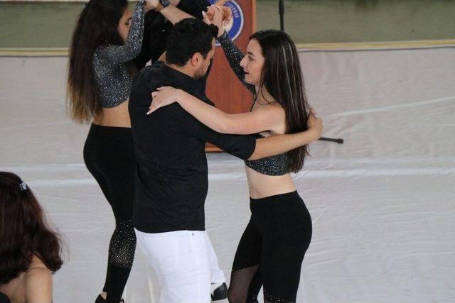 Toros &Uuml;niversitesi&rsquo;nde Bahar Şenlikleri Renkli Başladı 2