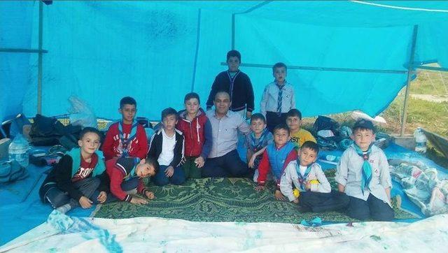 İzci &Ouml;ğrencilerin Kampında &lsquo;tenekede Tavuk Kebabı&rsquo; Etkinliği 2