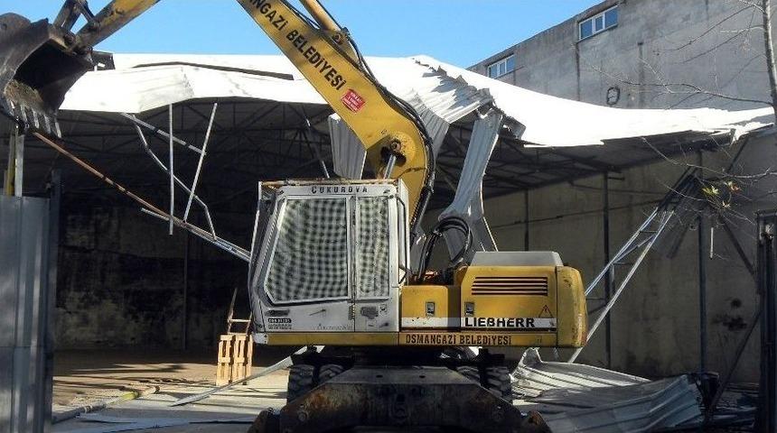 Osmangazi Ka&ccedil;ak Yapılardan Temizleniyor