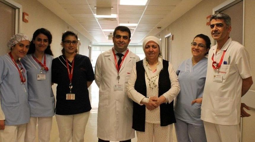 Sırt Ağrısıyla Hastaneye Gitti B&ouml;breğinde T&uuml;m&ouml;r Tespit Edildi