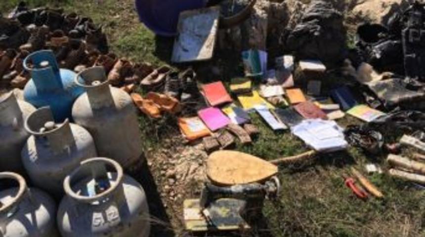 Eruh&rsquo;ta Silah Ve M&uuml;himmat Ele Ge&ccedil;irildi