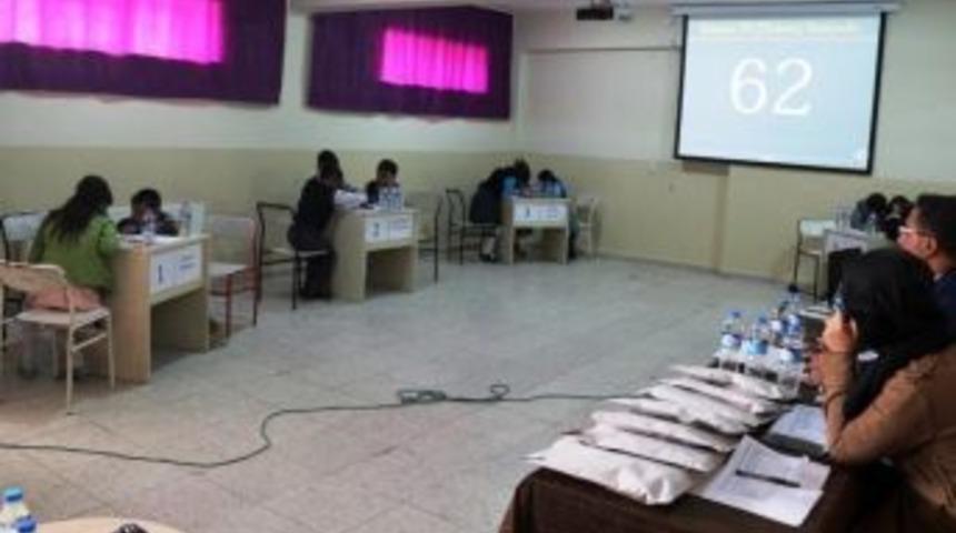 Erciş&rsquo;te &lsquo;ilkokullar Arası Bilgi Ve K&uuml;lt&uuml;r&rsquo; Yarışması