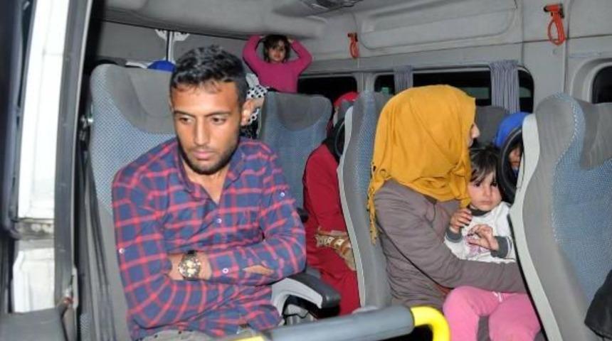 Ayvacık'ta 36 Ka&ccedil;ak Yakalandı